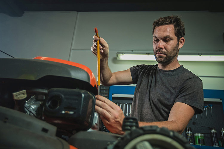 Top 5 Maintenance Tips to Extend the Life of Your Commercial Lawn Equipment Rockwall Lawnmowers