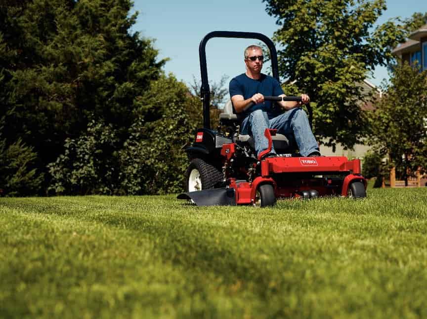 What Can You Expect from A Toro Zero-Turn Riding Mower?